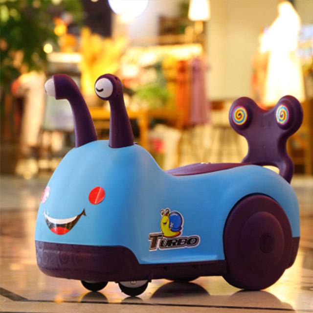 SNAIL RIDE ON Children's 1-3 YRS Four-wheel Music Scooter Vehicle Toy (Model:SNAIL521)